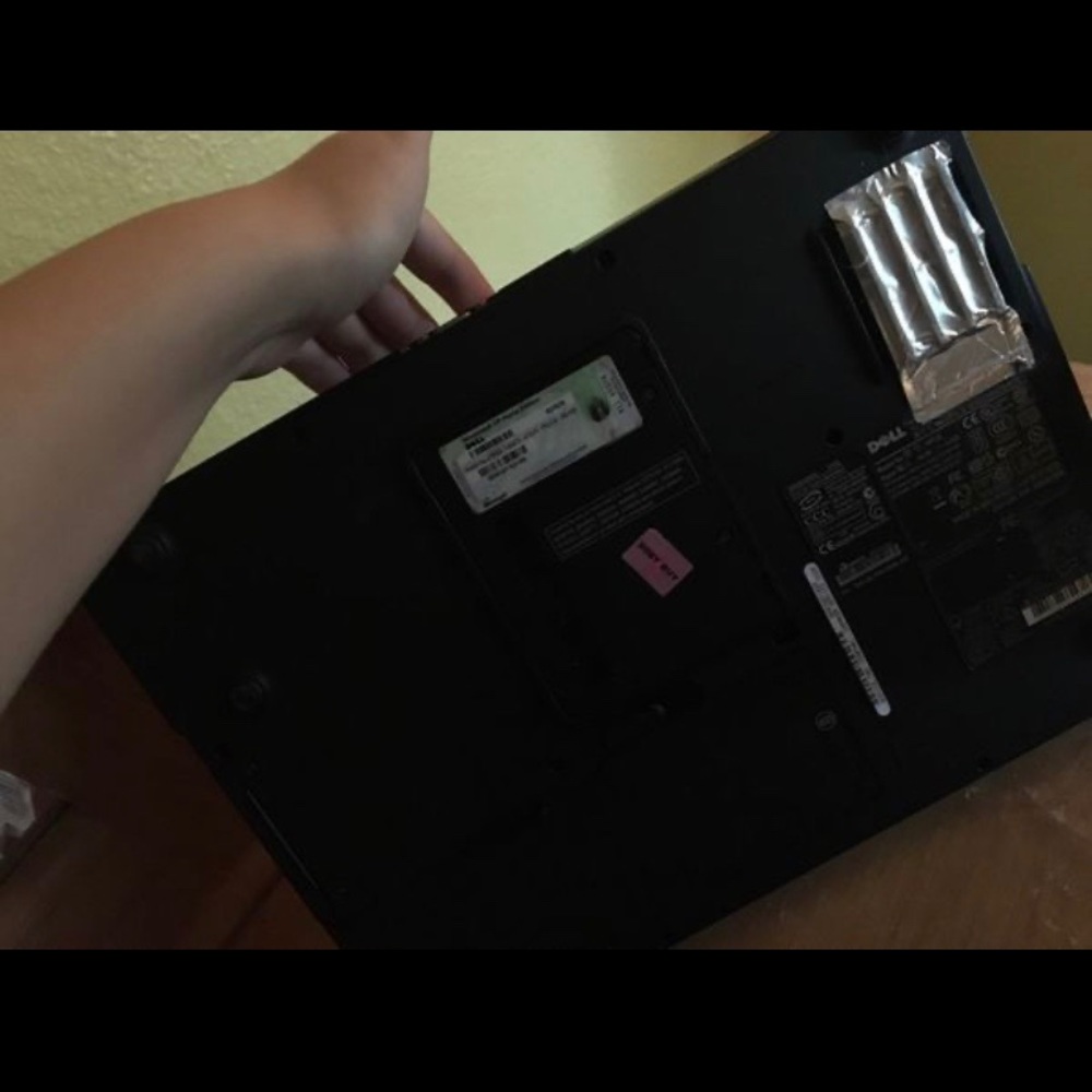 Dell Computer - Picture 3 of 3